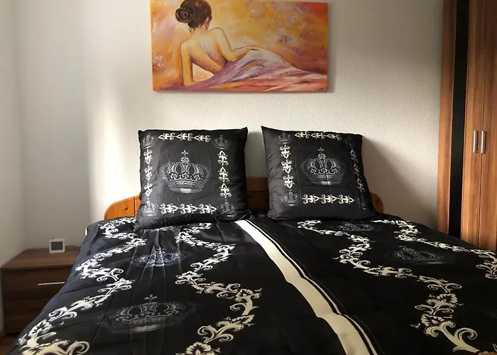 度假居 Black Beauty