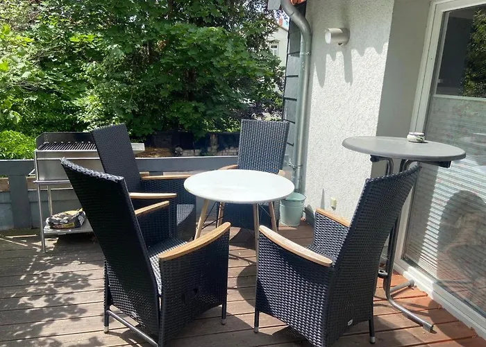 度假居 Black Beauty